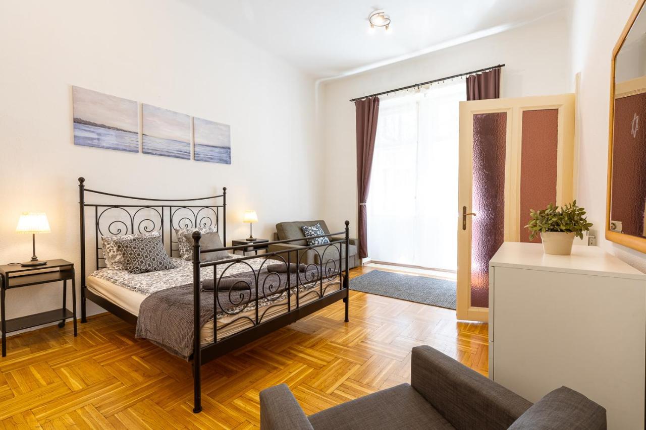 Lovely Apartment Close To Synagogue And Szimpla Garden Budapest Eksteriør billede