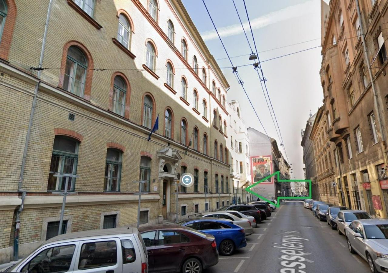 Lovely Apartment Close To Synagogue And Szimpla Garden Budapest Eksteriør billede